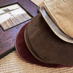 Саравчтай кэпикин малгай