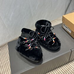Moonboots