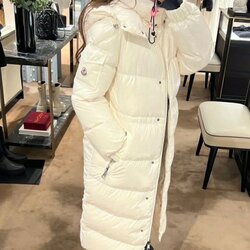 Эмэгтэй моклер