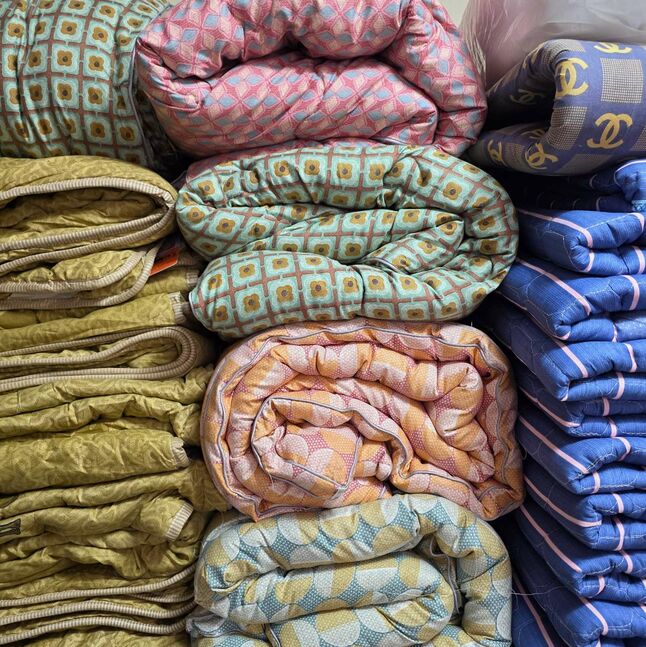 Хилэн хөвөн хөнжил