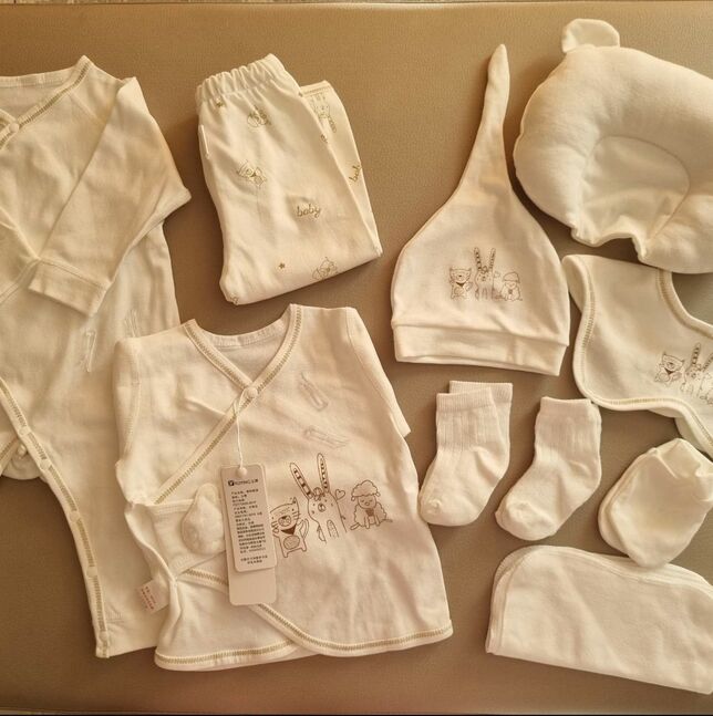 Нярай хувцасны сэт