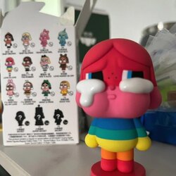 Popmart crybaby