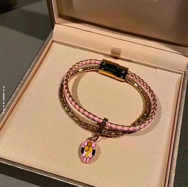 Bulgari бугуйвч