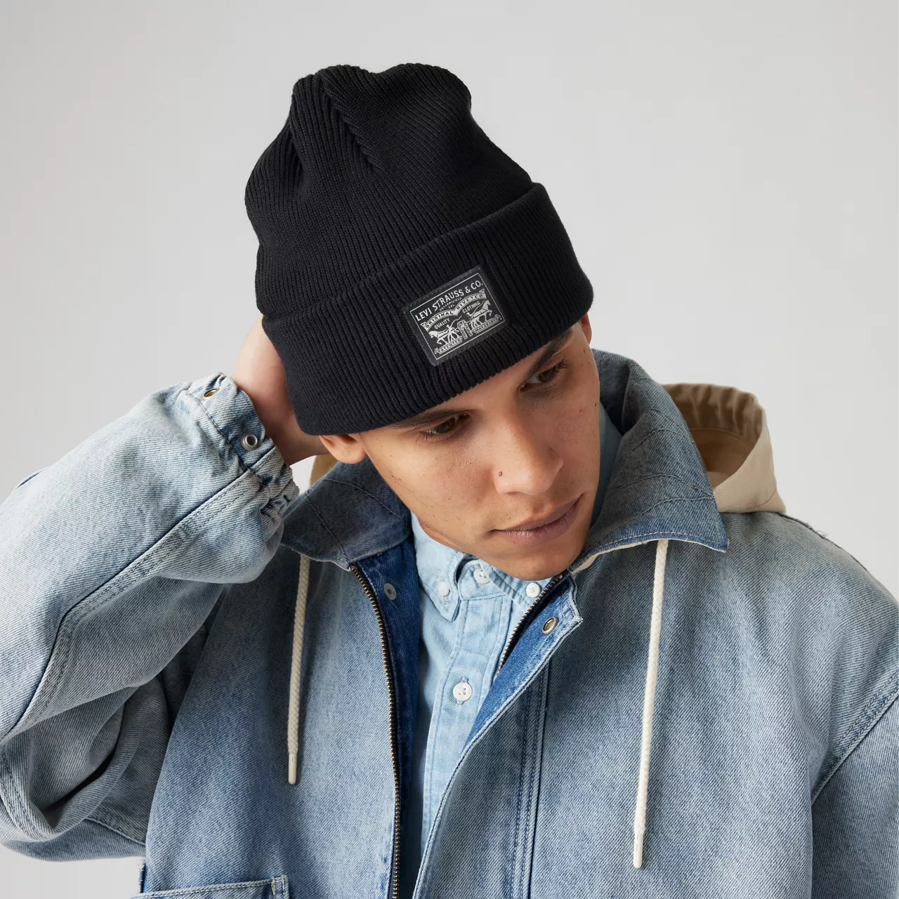 BACKPATCH BEANIE CAVIAR