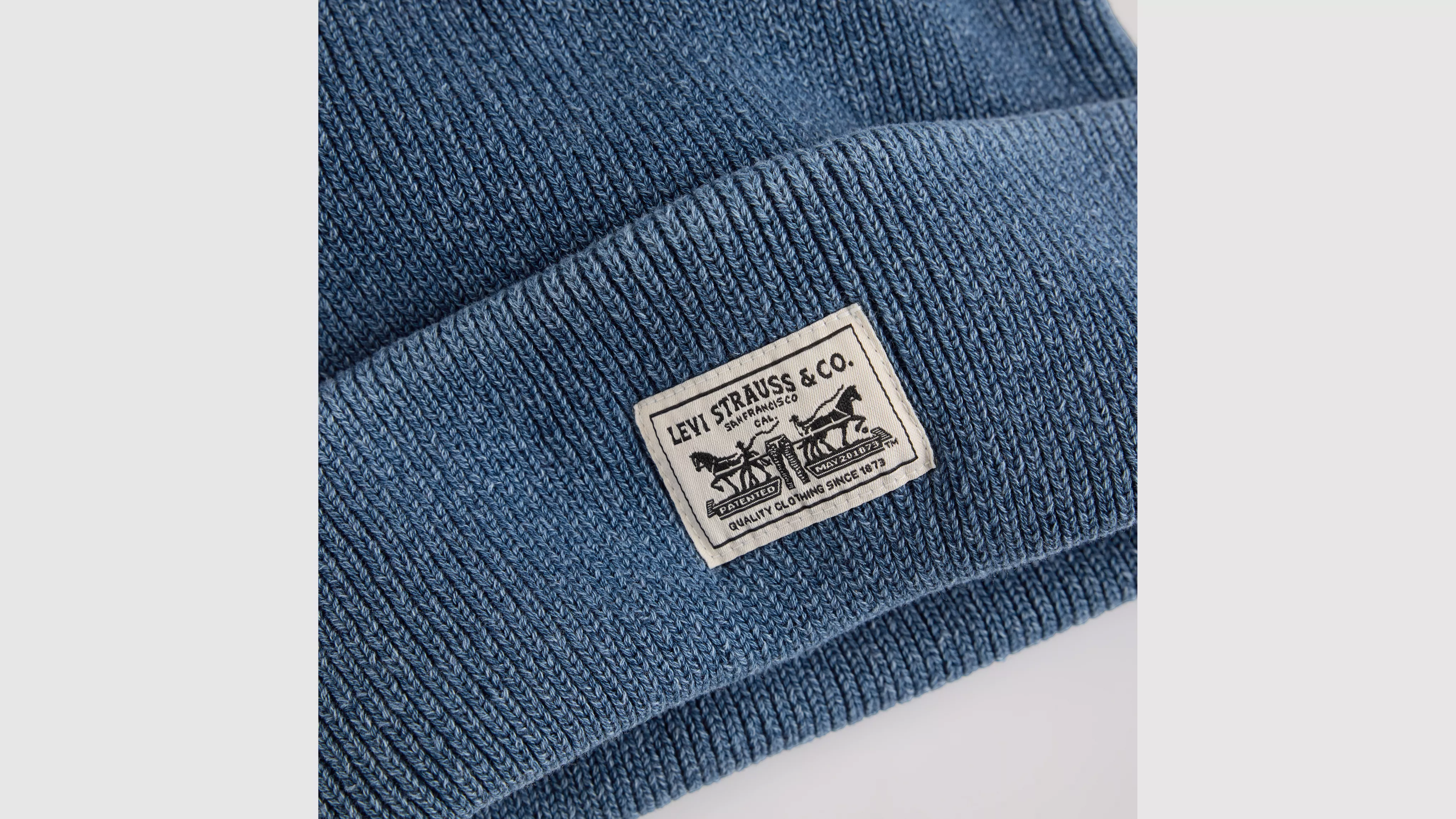 BACKPATCH BEANIE DUSKY INDIGO