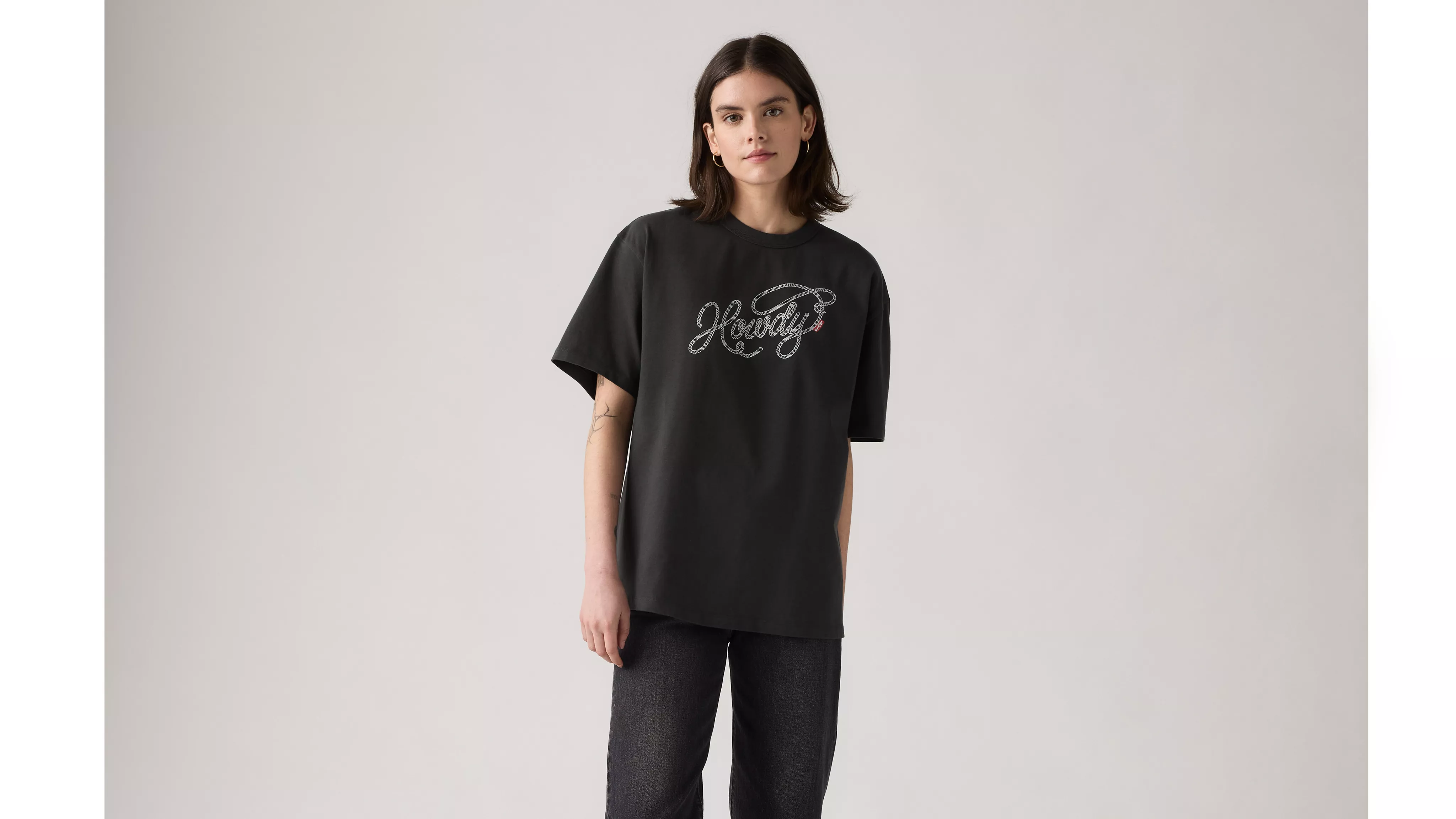 GR TABOR TEE HOWDY SCRIPT PIRATE BLACK