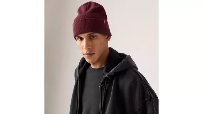 SLOUCHY RED TAB BEANIE TAWNY PORT