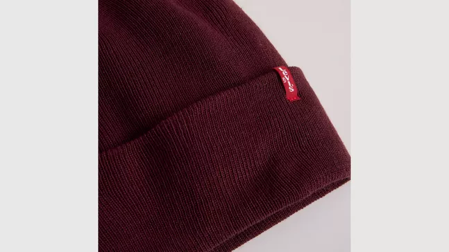 SLOUCHY RED TAB BEANIE TAWNY PORT