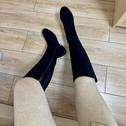 Өвлийн цэвэр илгэн гутал