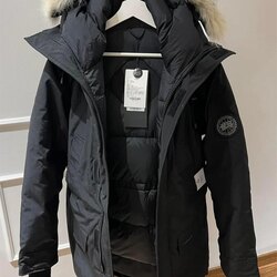 Canada goose куртка