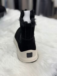 Өвлийн эмэгтэй гутал