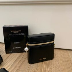 Chanel make up lipstick bag