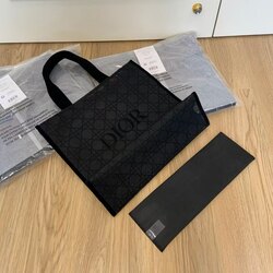 Dior tote gift bag