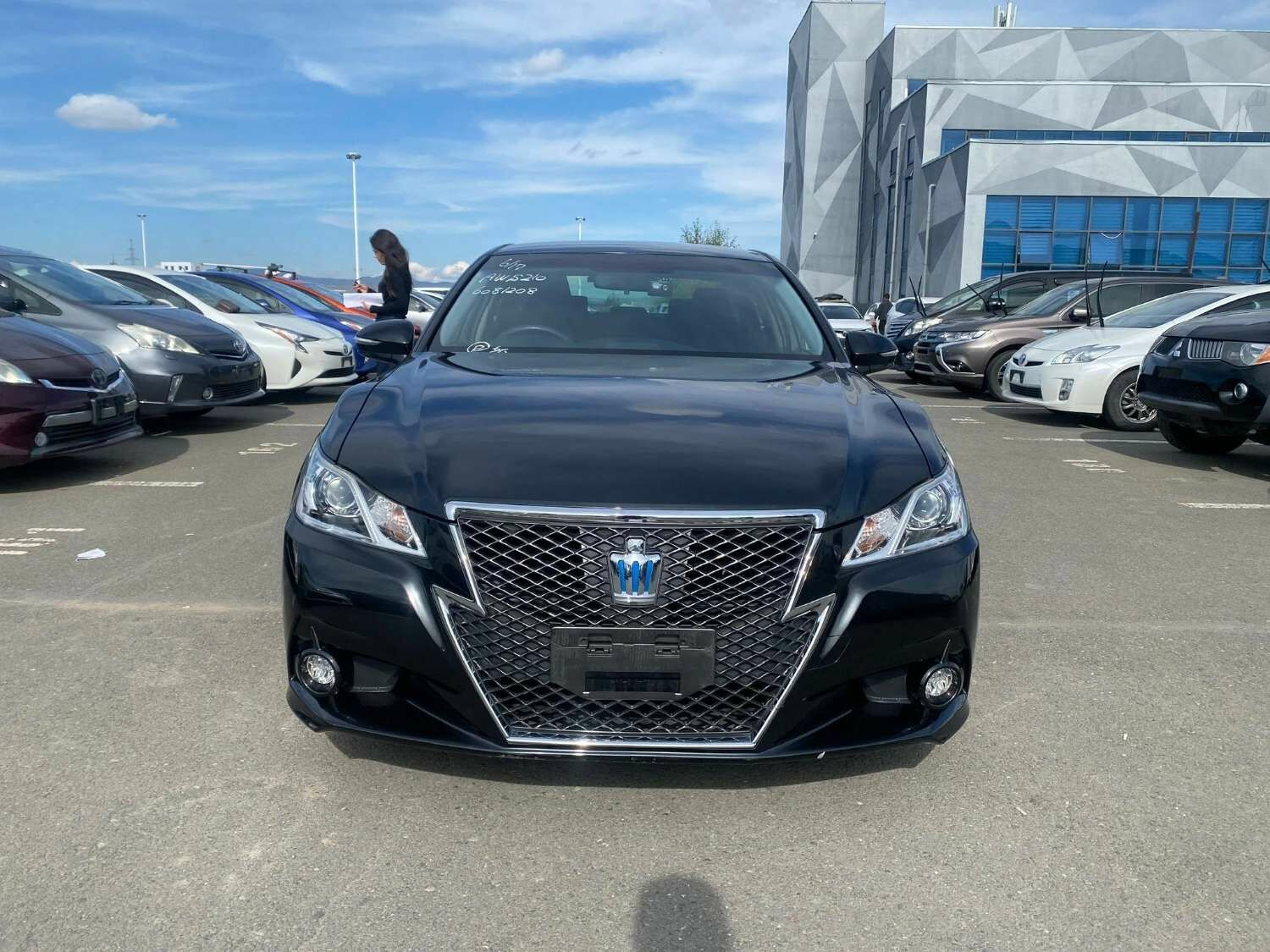 Toyota crown 210 2015-2025