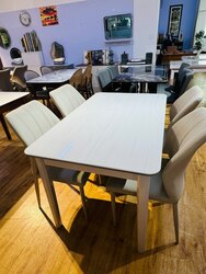 Чулуун ширээ, сандал