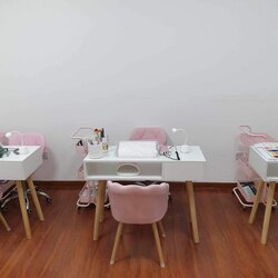 Модон ширээ