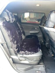 Үслэг суудлын бүрээс