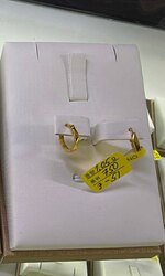 Алтан ээмэг зарна. сорьц:750