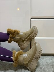 Нэхий дотортой загварлаг гутал