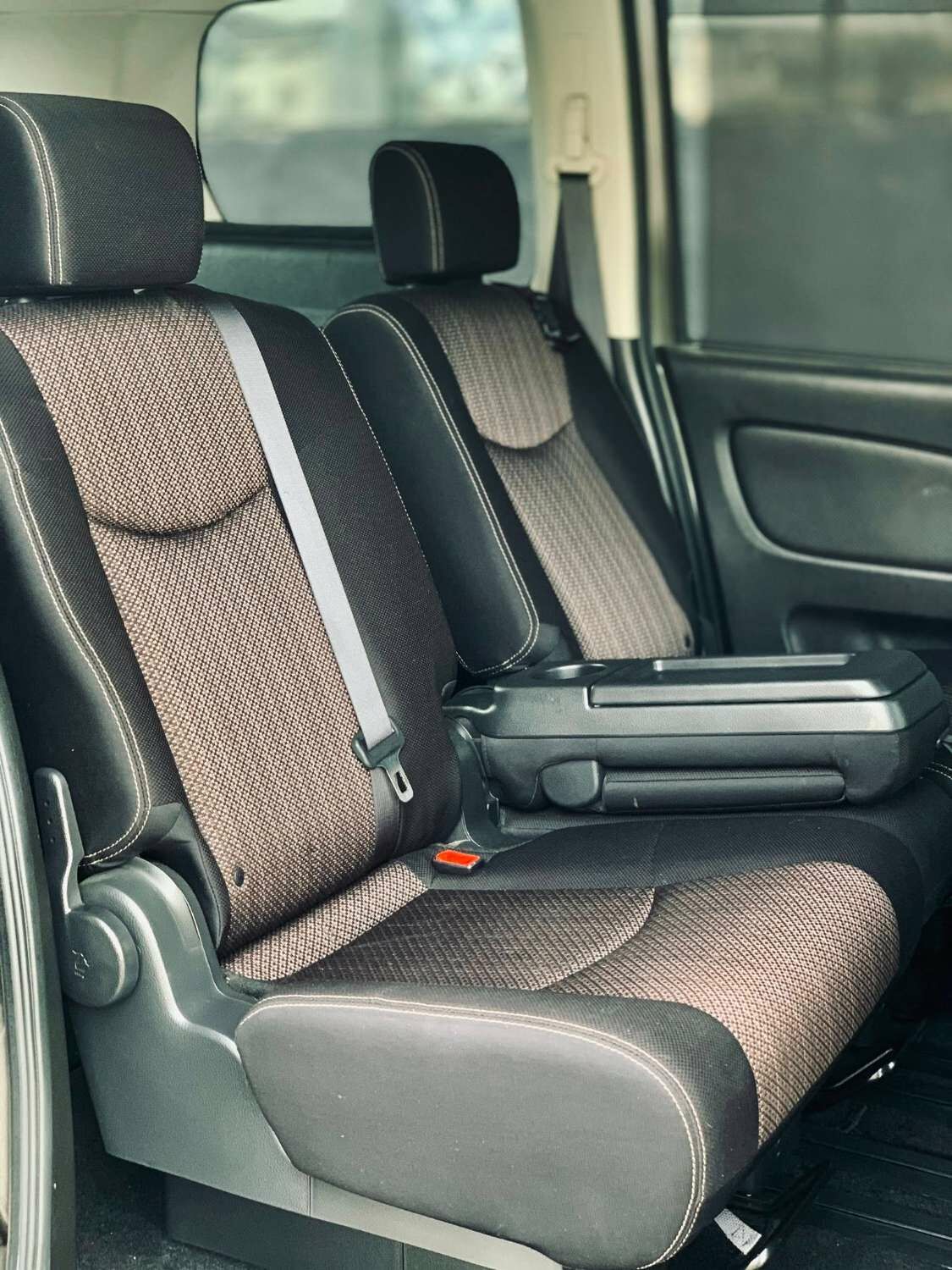 Nissan serene зарна 