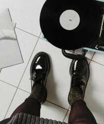 Dr. martens 1461 patent oxford