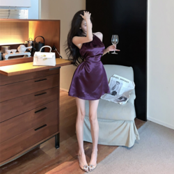 Ардаа уяатай богино даашинз👗