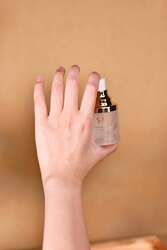 Арьсыг чангалж, чийгшүүлнэ