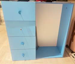 Хүүхдийн хувцасны өлгүүр