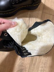 Өвлийн гутал.