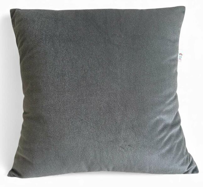 Хар саарал зузаан дэр