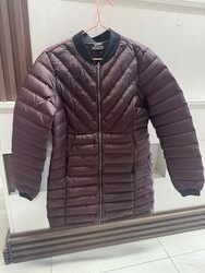 Галууны өдөн куртка.