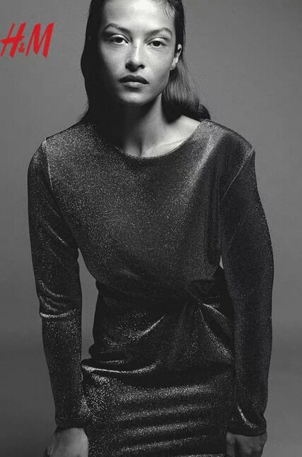 H&m саатай даашинз