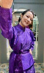 Наран хормойтой дээл