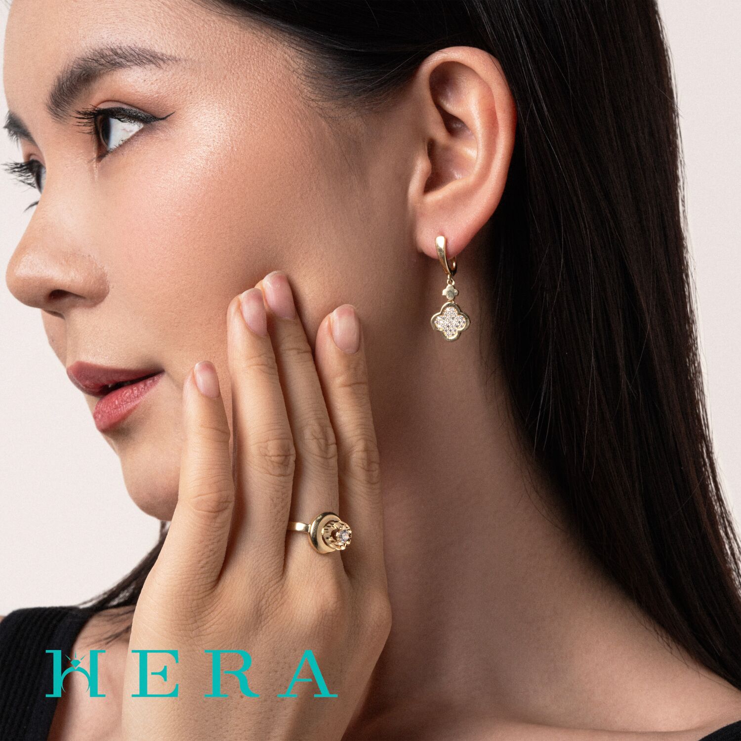 Монет ээмэг /Котон/