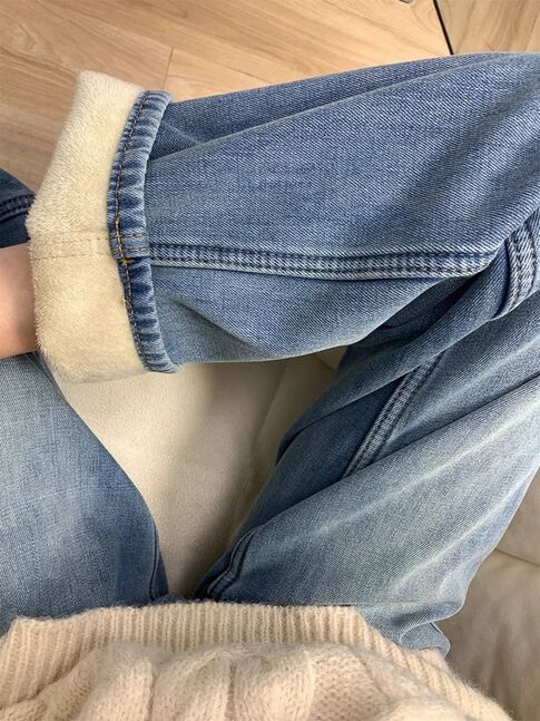 Дотортой жинс цөөхөн үлдсэн шүү