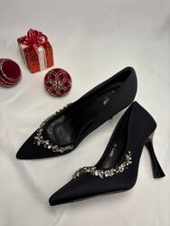 Өндөр өсгийт