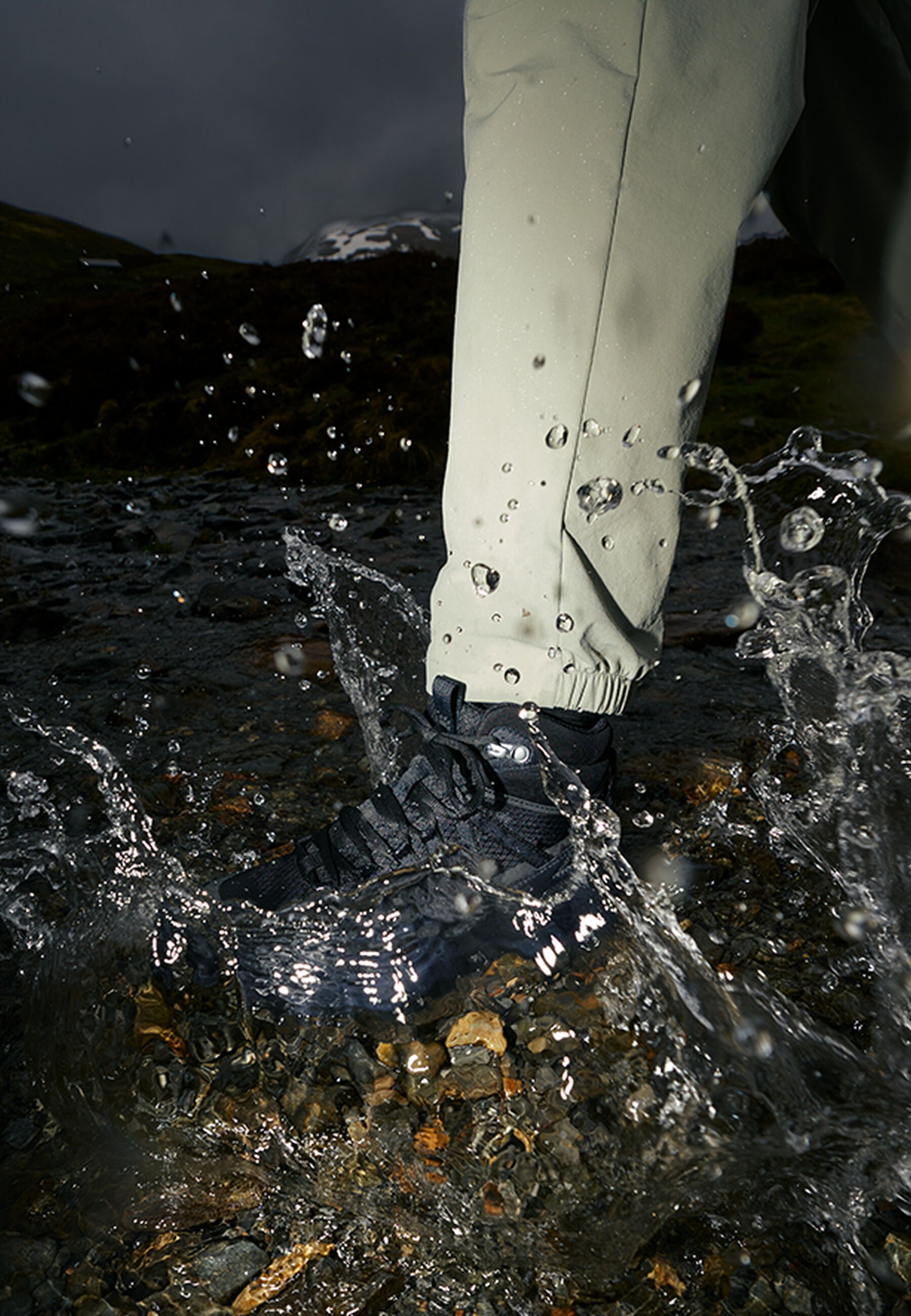 WILD HIKE TEXAPORE MID W