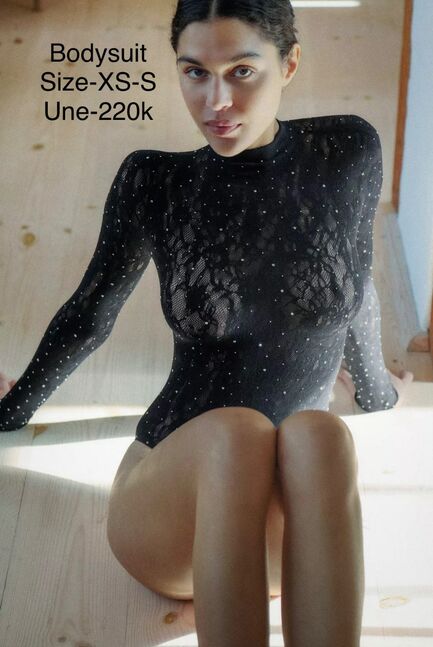 Seamless lace bodysuit 