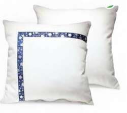 Цагаан кашмер дээр туузтай