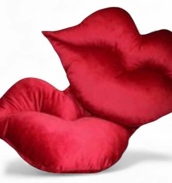 Уруулан дэр