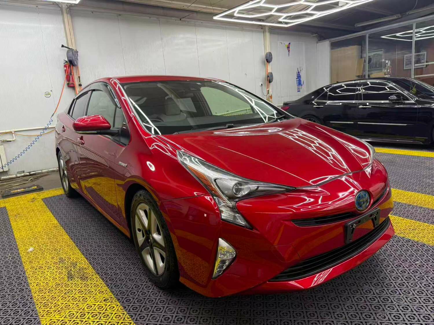 Toyota prius 50 2016/2025