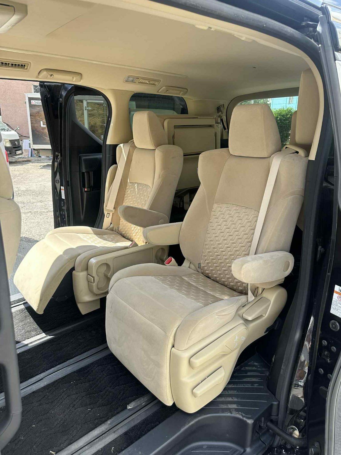 30 vellfire zarna 