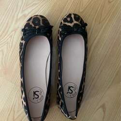 Si брэндийн 40 размерын арьсан б