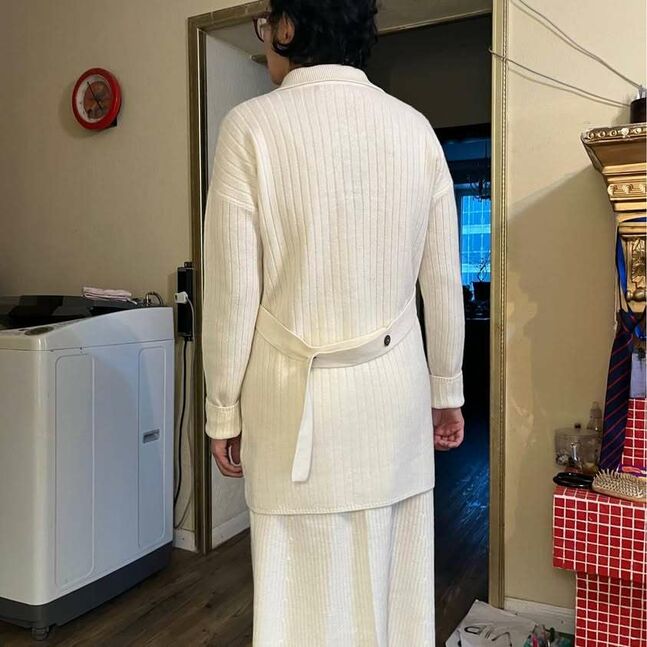 Ноолууран цамц, юбка. 