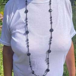 Гоёлын шүрээр хэлхсэн маш урт зү