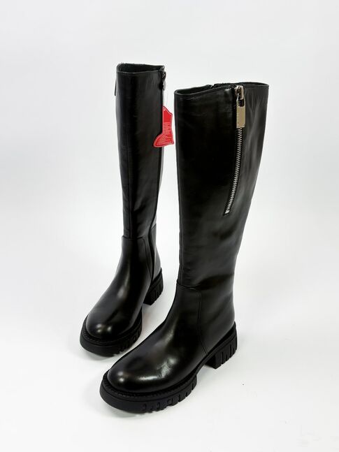 Эмэгтэй урт түрийт