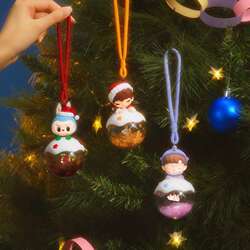 Apple of my eye-luminous pendant