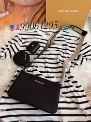 Michael kors coin airpods bag