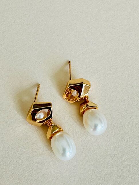 Сувдан ээмэг