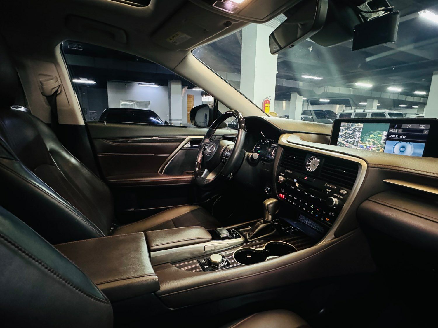 Зөв хүрдтэй rx450h